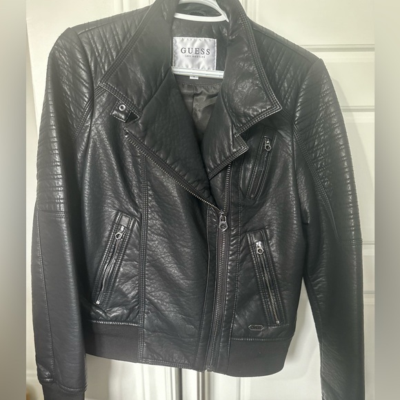 Guess Medium size leather jacket. - Picture 2 of 3